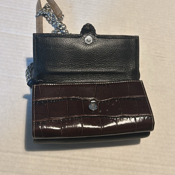 Brighton Black Brown Croc Embossed Leather Small Crossbody Organizer Wallet - Picture 6 of 11